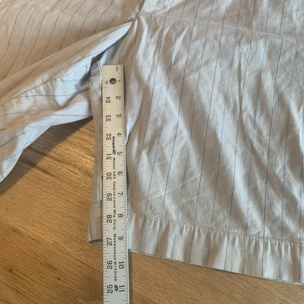 Lee Just Below the Waist Pinstripe Bermuda Shorts Tan‎ Women’s 16 Preloved